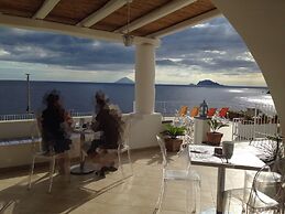 A Alera Room and Breakfast