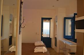 A Alera Room and Breakfast