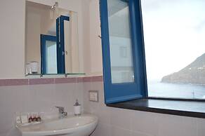 A Alera Room and Breakfast