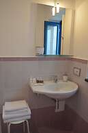 A Alera Room and Breakfast