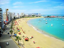 Chescos Hostel & Hotel