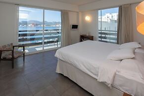 Hotel Es Mitjorn