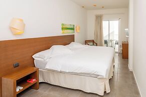 Hotel Es Mitjorn