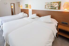 Hotel Es Mitjorn