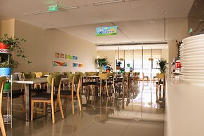 Holiday Inn Express Xi'an High-tech Zone by IHG