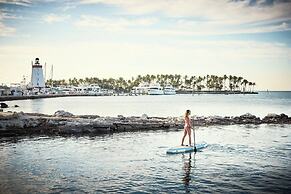 Courtyard by Marriott Faro Blanco Resort