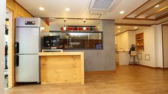 Chacharang Guesthouse