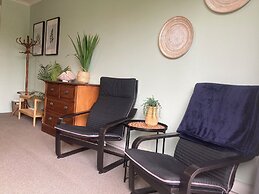 Sow and Piglets Guesthouse - Hostel