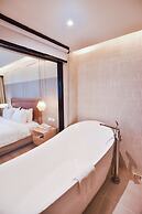 THEE Bangkok by TH District