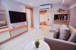 THEE Bangkok by TH District