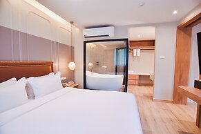 THEE Bangkok by TH District