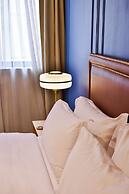 THEE Bangkok by TH District