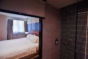 THEE Bangkok by TH District