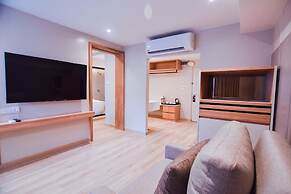 THEE Bangkok by TH District