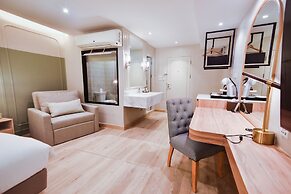 THEE Bangkok by TH District