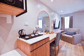 THEE Bangkok by TH District