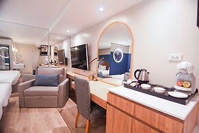 THEE Bangkok by TH District