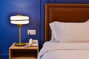 THEE Bangkok by TH District