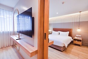 THEE Bangkok by TH District