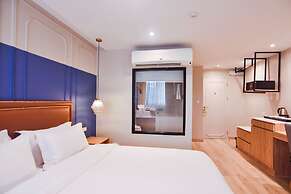 THEE Bangkok by TH District