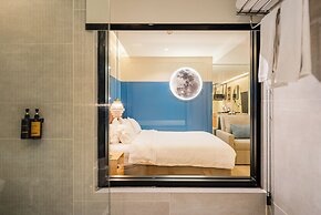 THEE Bangkok by TH District