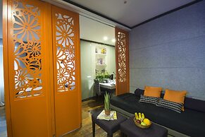 Hive Hotel and Convention Place