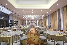 Hive Hotel and Convention Place