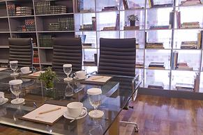 Hive Hotel and Convention Place