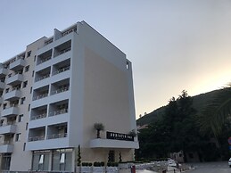 Adriatik Budva apartments