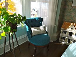 The Captain's House B&B