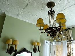 The Captain's House B&B