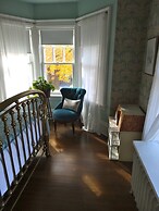 The Captain's House B&B