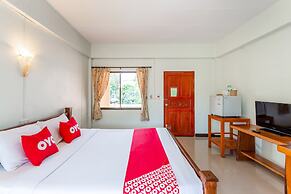 OYO 1024 Thank Place