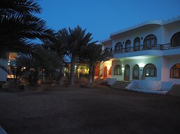 Shams Hotel & Dive Centre