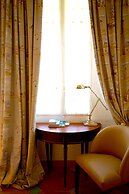 Hotel Royal Bon Repos