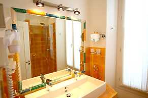 Hotel Royal Bon Repos