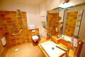 Hotel Royal Bon Repos