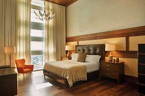 Nautilus Sonesta Miami Beach