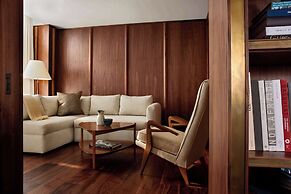 Nautilus Sonesta Miami Beach