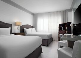 Nautilus Sonesta Miami Beach
