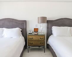 Nautilus Sonesta Miami Beach