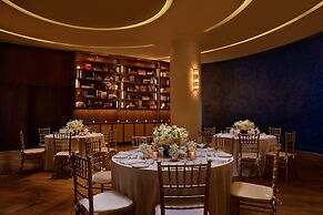 Nautilus Sonesta Miami Beach