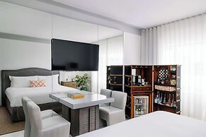Nautilus Sonesta Miami Beach