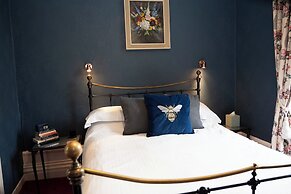 Leven House