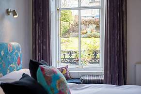 Leven House