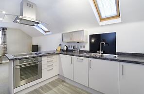 Reubens Court and City Apartments