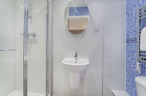 Reubens Court and City Apartments