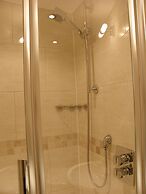 The Shelbourne Apartments