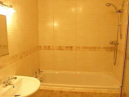 The Shelbourne Apartments