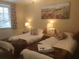 The Waterwheel Inn